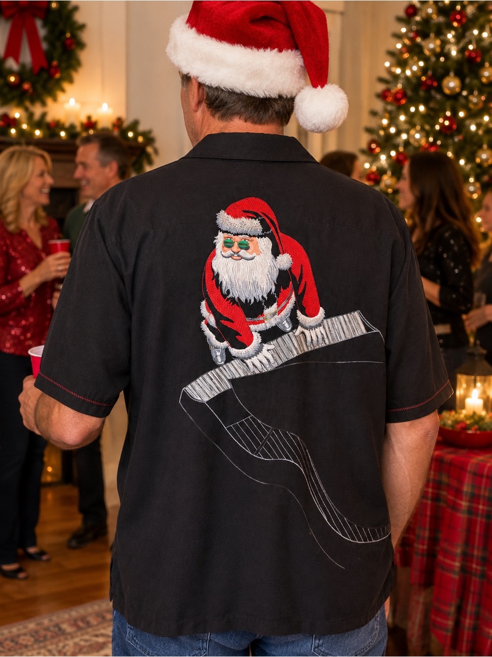 TORI RICHARD Ltd Edition🎅Holiday 2006
Silk Shirt Santa Claus Playing a Piano XL